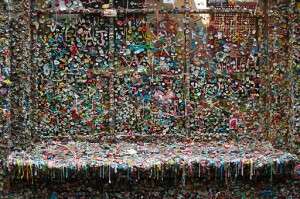 512px-Seattle_Victor_Grigas_December_2011-8