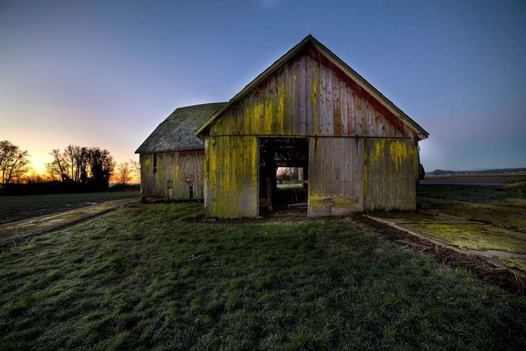 Barn.Andy Porter