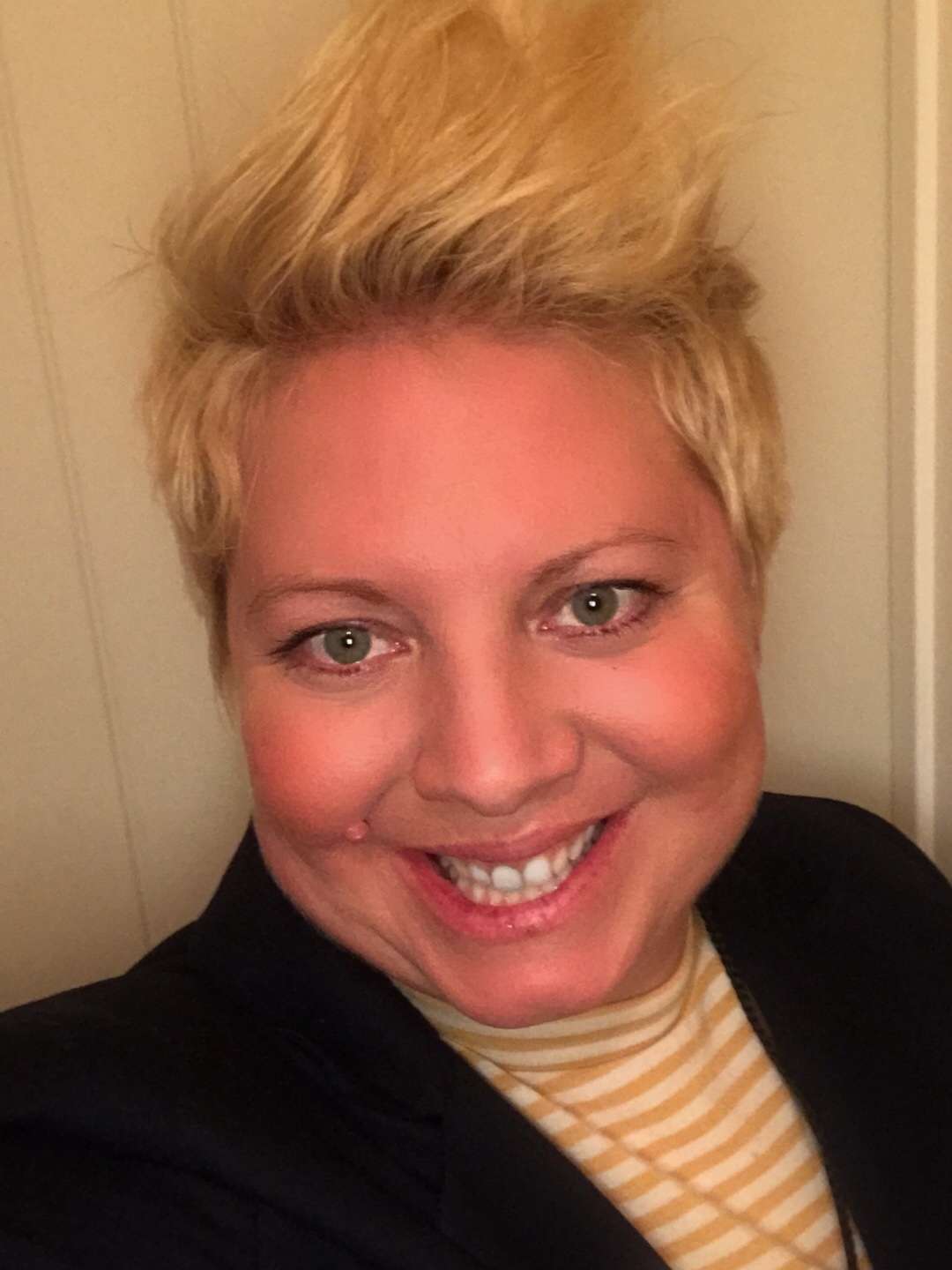 Allen-Shellea_Headshot